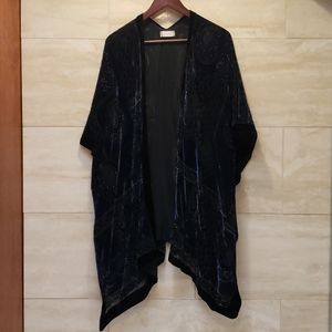 Beautiful Free People velvet cape